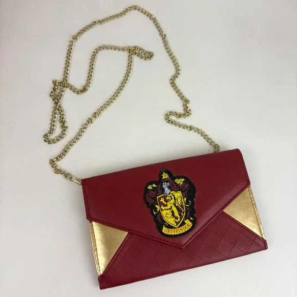 HARRY POTTER GRYFFINDOR Crossbody Purse with Chaim Strap - Picture 2 of 14